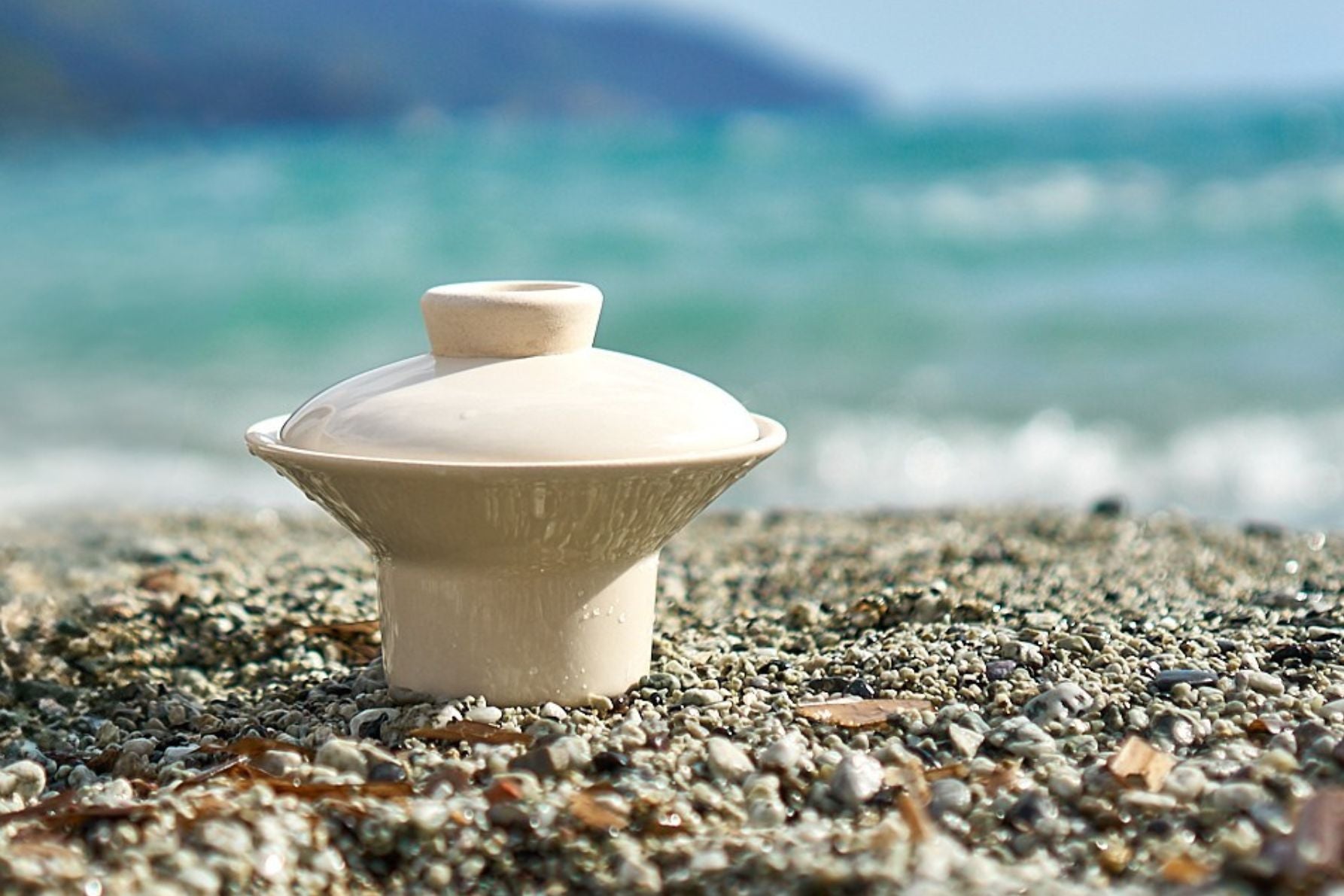 Ceramiczny zestaw do parzenia kawy przelewowej w podróży. Slowpresso GO